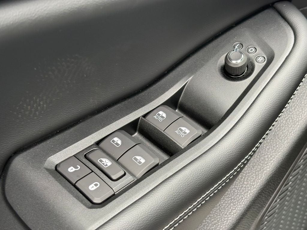 2026 Jeep Grand Cherokee GRAND CHEROKEE L LAREDO 4X2