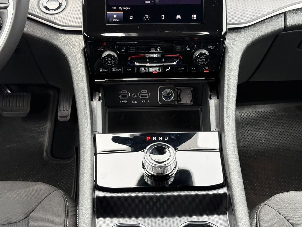 2026 Jeep Grand Cherokee GRAND CHEROKEE L LAREDO X 4X2