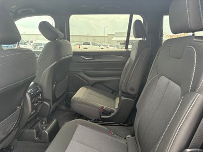 2026 Jeep Grand Cherokee GRAND CHEROKEE L LAREDO 4X2