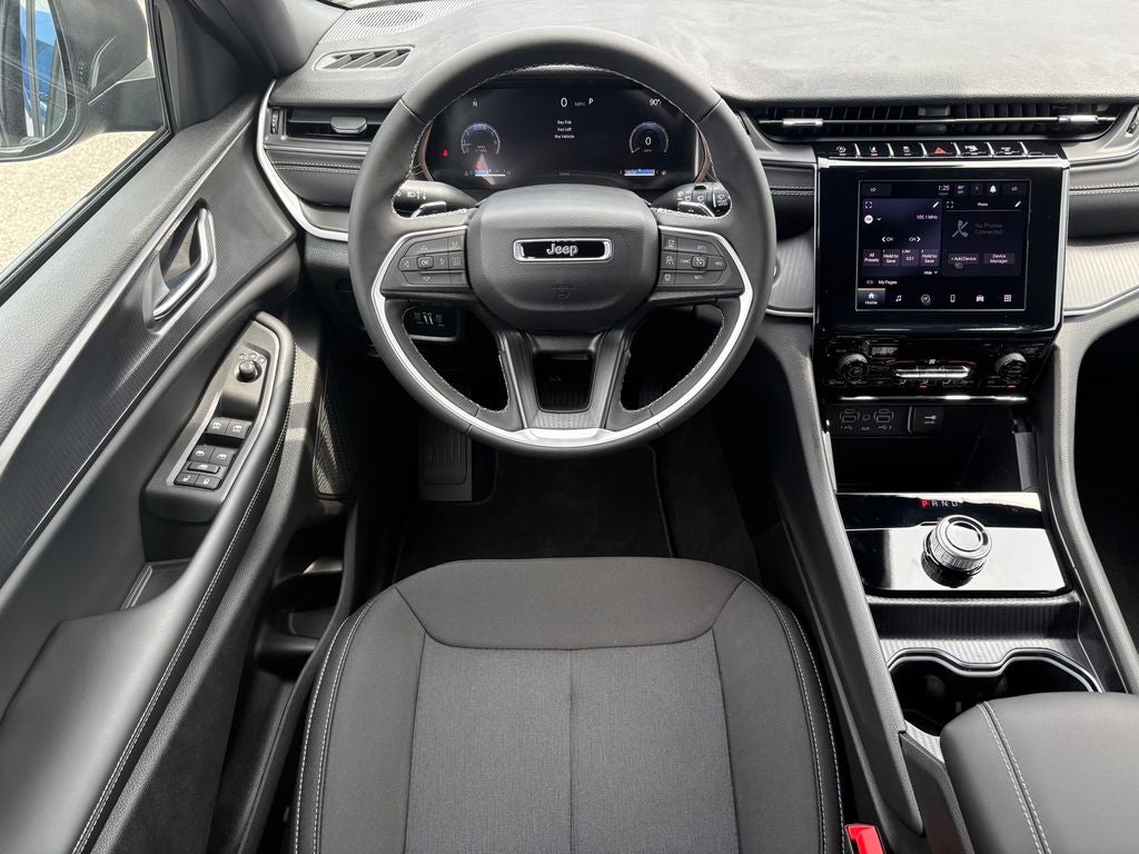 2026 Jeep Grand Cherokee GRAND CHEROKEE L LAREDO 4X2