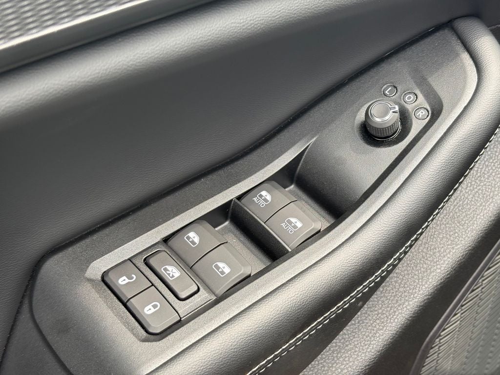 2026 Jeep Grand Cherokee GRAND CHEROKEE L LAREDO 4X2