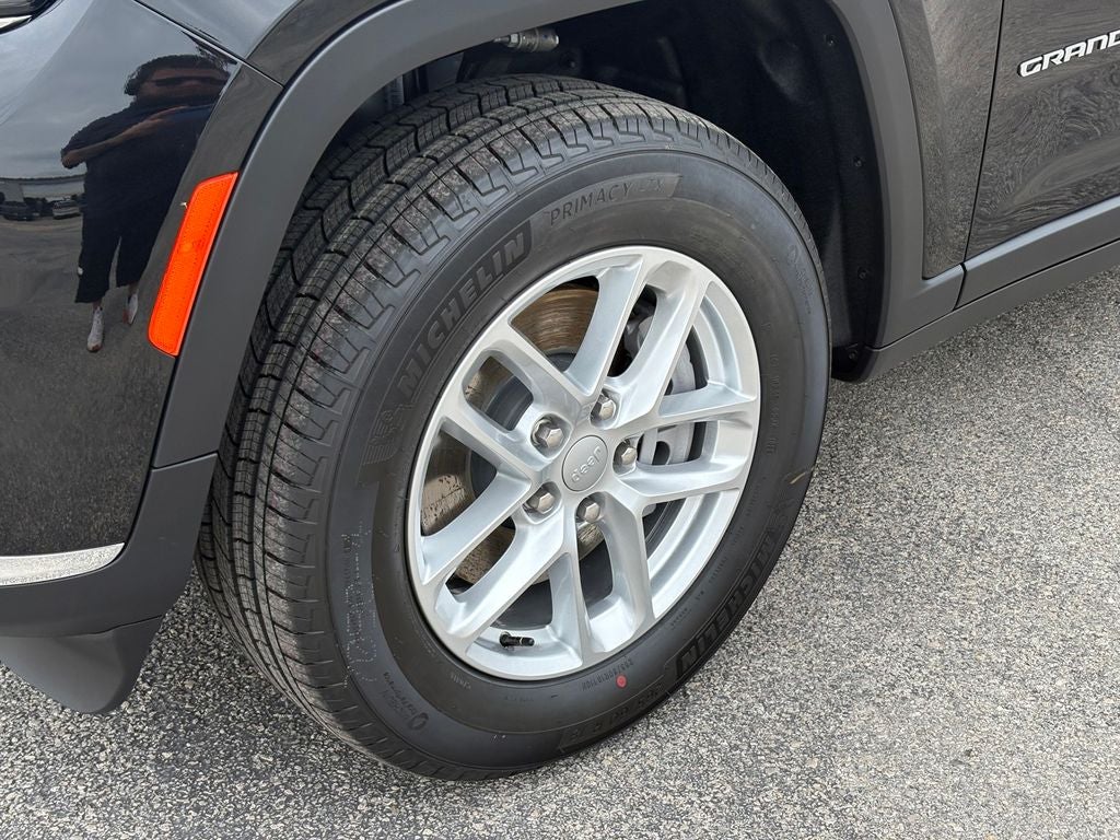 2026 Jeep Grand Cherokee GRAND CHEROKEE L LAREDO 4X2