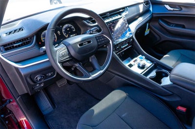 2025 Jeep Grand Cherokee GRAND CHEROKEE L LAREDO X 4X2