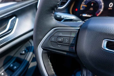 2025 Jeep Grand Cherokee GRAND CHEROKEE L LAREDO X 4X2