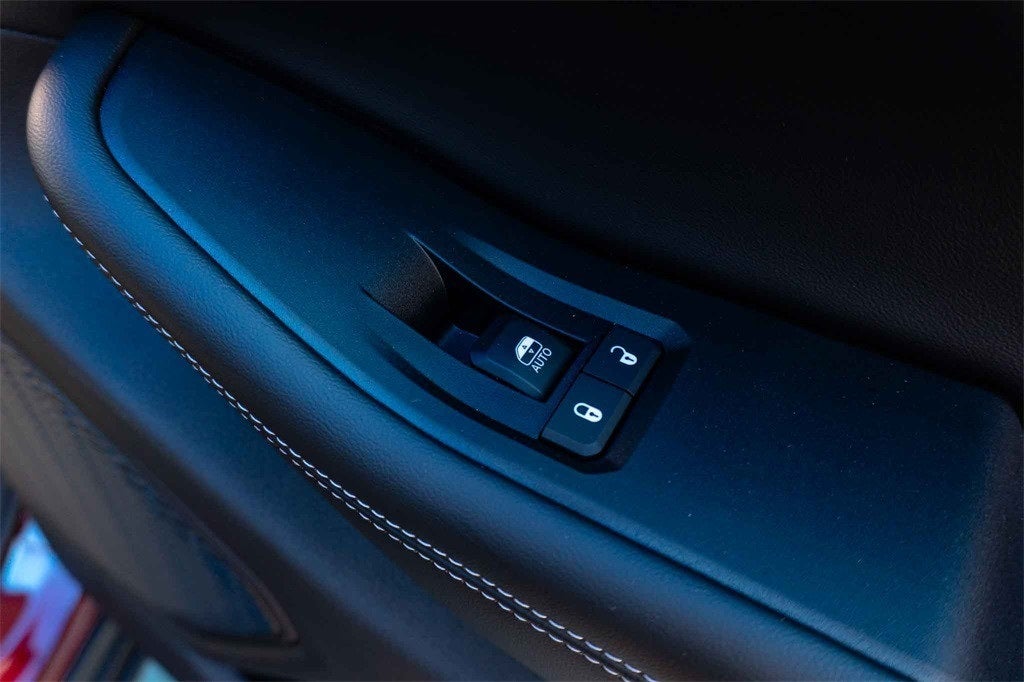 2025 Jeep Grand Cherokee GRAND CHEROKEE L LAREDO X 4X2