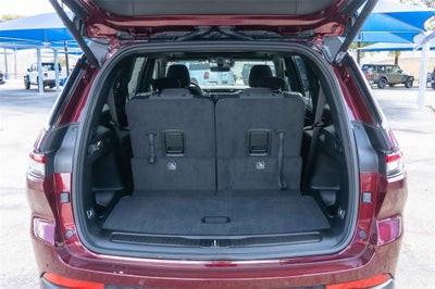 2025 Jeep Grand Cherokee GRAND CHEROKEE L LAREDO X 4X2