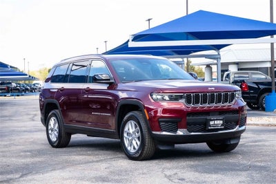 2025 Jeep Grand Cherokee GRAND CHEROKEE L LAREDO X 4X2