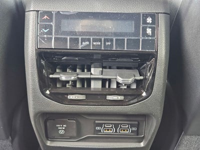 2026 Jeep Grand Cherokee GRAND CHEROKEE L LAREDO X 4X2