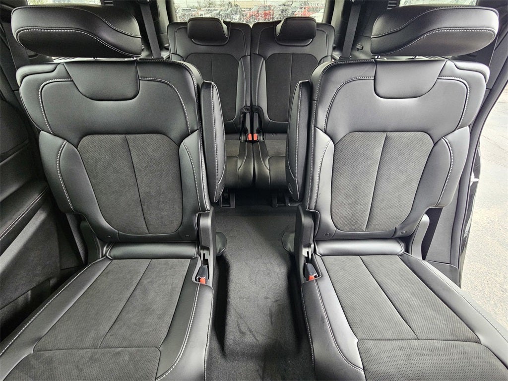 2025 Jeep Grand Cherokee GRAND CHEROKEE L ALTITUDE 4X2