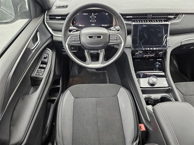 2025 Jeep Grand Cherokee GRAND CHEROKEE L ALTITUDE 4X2