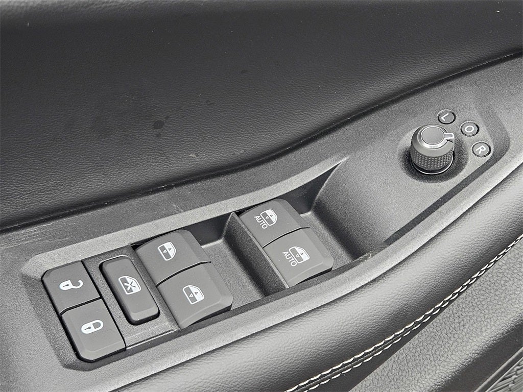 2025 Jeep Grand Cherokee GRAND CHEROKEE L ALTITUDE 4X2