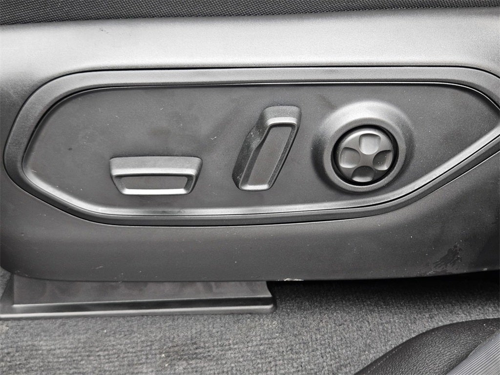 2025 Jeep Grand Cherokee GRAND CHEROKEE L ALTITUDE 4X2