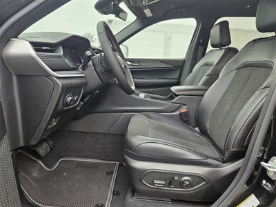 2025 Jeep Grand Cherokee GRAND CHEROKEE L ALTITUDE 4X2