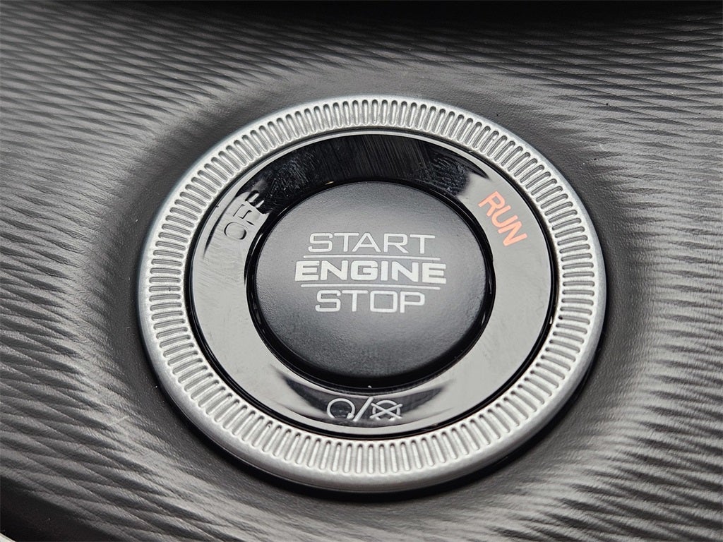 2025 Jeep Grand Cherokee GRAND CHEROKEE L ALTITUDE 4X2