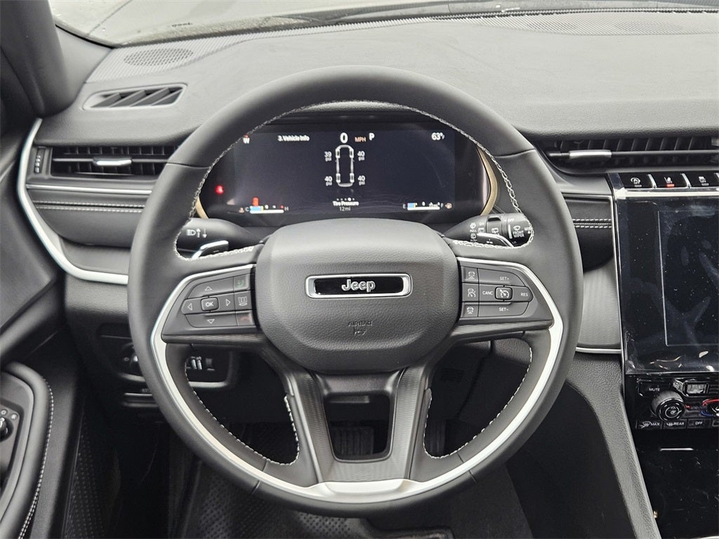 2025 Jeep Grand Cherokee GRAND CHEROKEE L ALTITUDE 4X2