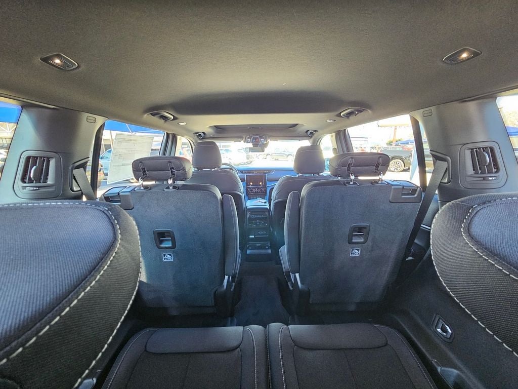 2026 Jeep Grand Cherokee GRAND CHEROKEE L LAREDO X 4X2