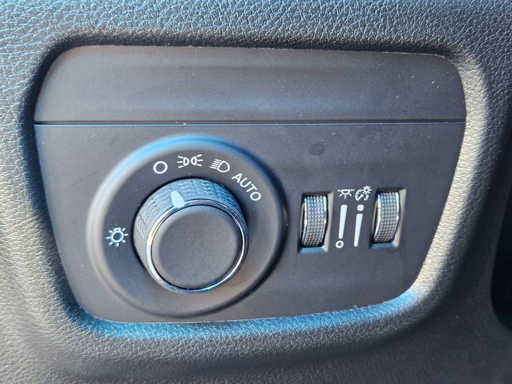 2026 Jeep Grand Cherokee GRAND CHEROKEE L LAREDO X 4X2