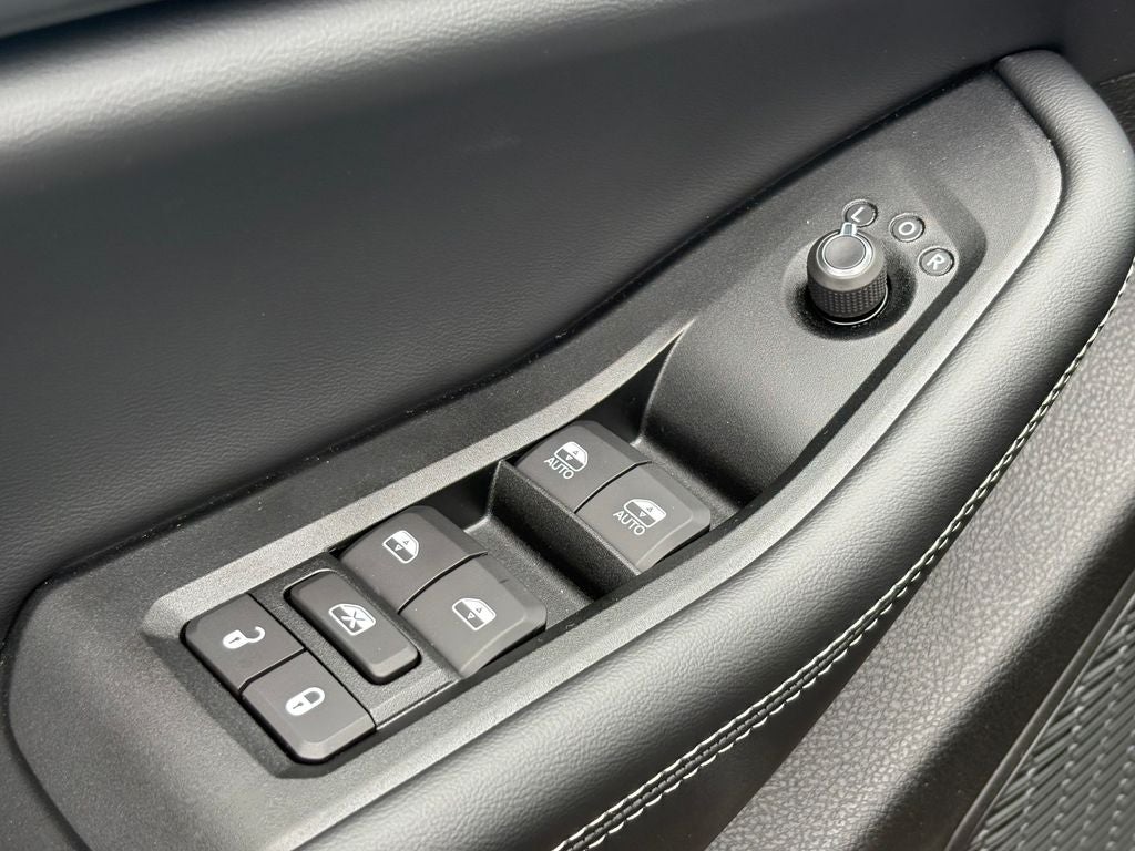 2026 Jeep Grand Cherokee GRAND CHEROKEE L LAREDO X 4X2