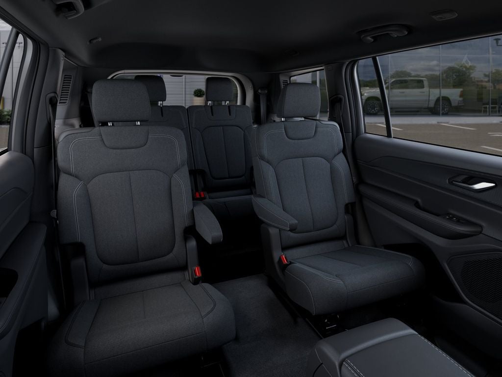 2026 Jeep Grand Cherokee GRAND CHEROKEE L LAREDO 4X2