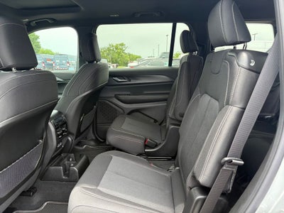 2026 Jeep Grand Cherokee GRAND CHEROKEE L LAREDO X 4X2