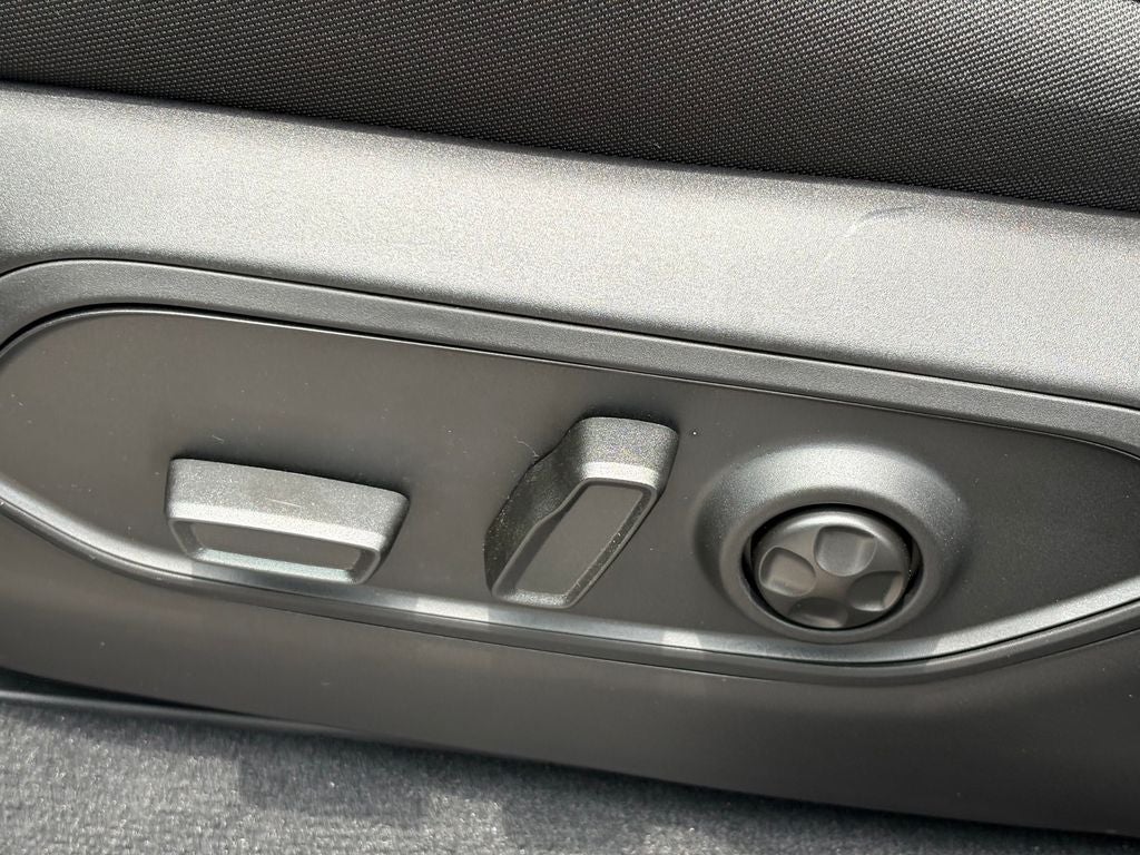 2026 Jeep Grand Cherokee GRAND CHEROKEE L LAREDO X 4X2