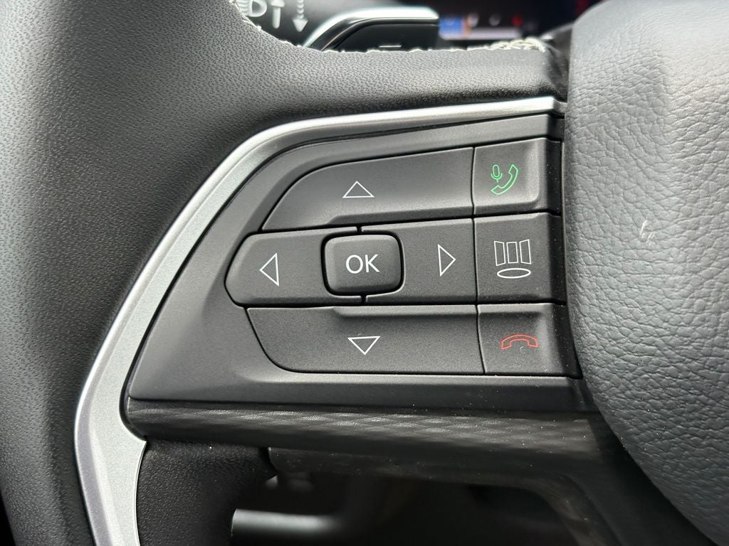 2026 Jeep Grand Cherokee GRAND CHEROKEE L LAREDO X 4X2