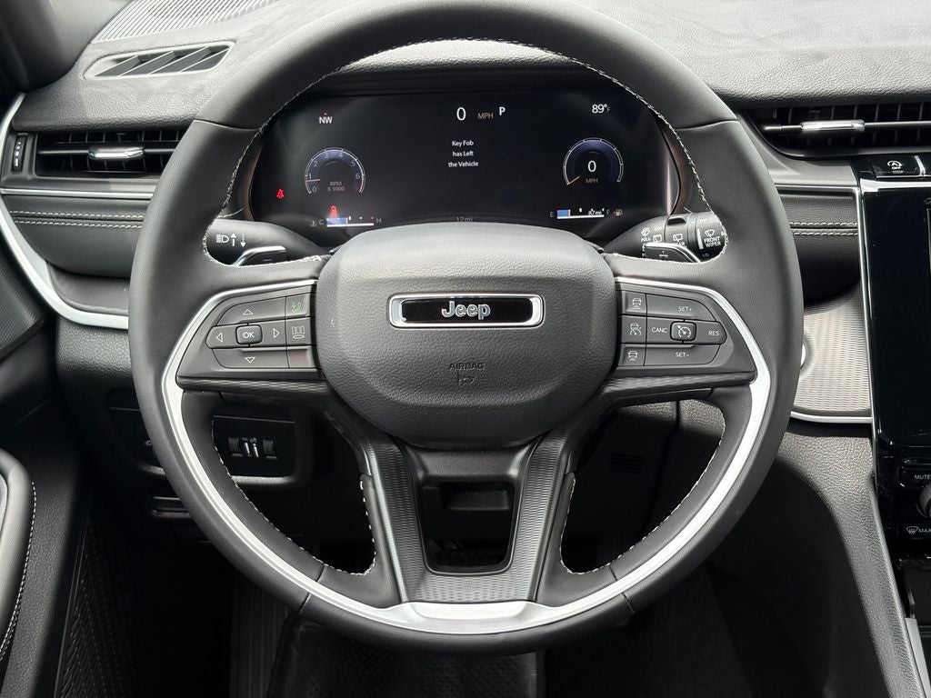 2026 Jeep Grand Cherokee GRAND CHEROKEE L LAREDO X 4X2