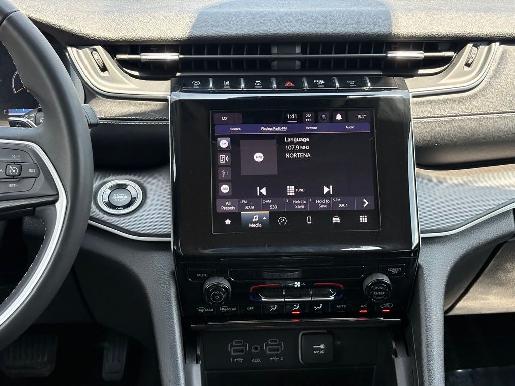 2023 Jeep Grand Cherokee L Laredo 4x2