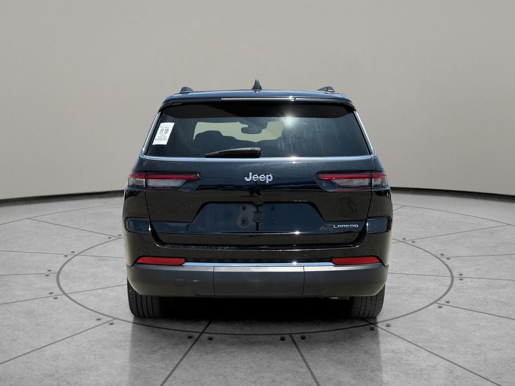 2023 Jeep Grand Cherokee L Laredo 4x2