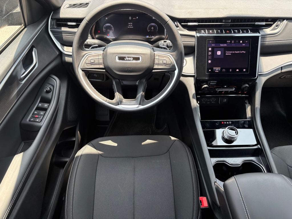 2026 Jeep Grand Cherokee GRAND CHEROKEE L LAREDO 4X2