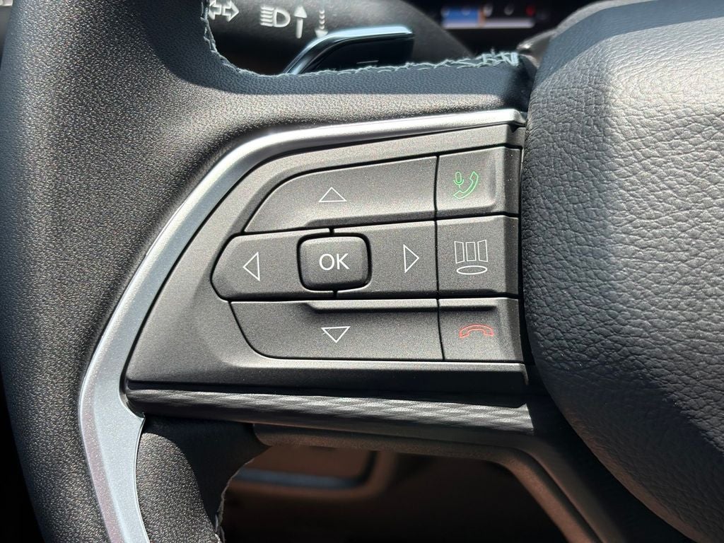 2026 Jeep Grand Cherokee GRAND CHEROKEE L LAREDO 4X2