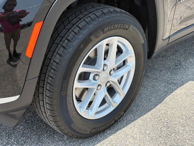 2026 Jeep Grand Cherokee GRAND CHEROKEE L LAREDO 4X2