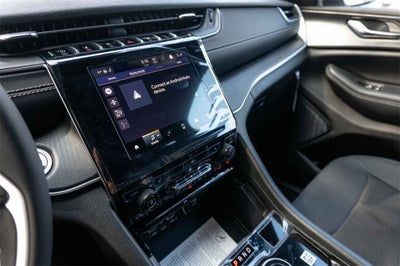 2025 Jeep Grand Cherokee GRAND CHEROKEE L LAREDO X 4X2