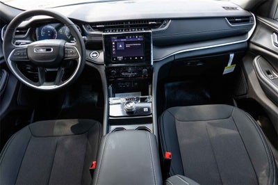 2025 Jeep Grand Cherokee GRAND CHEROKEE L LAREDO X 4X2