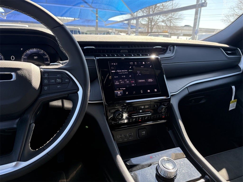 2025 Jeep Grand Cherokee GRAND CHEROKEE L ALTITUDE X 4X2