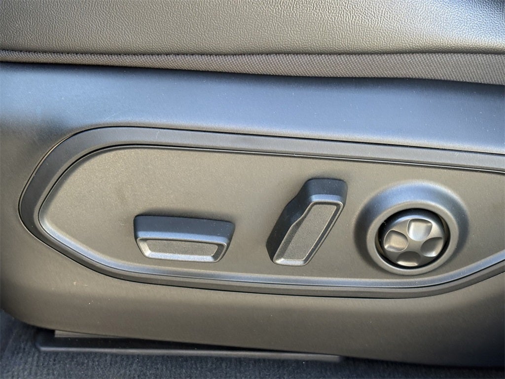 2025 Jeep Grand Cherokee GRAND CHEROKEE L ALTITUDE X 4X2