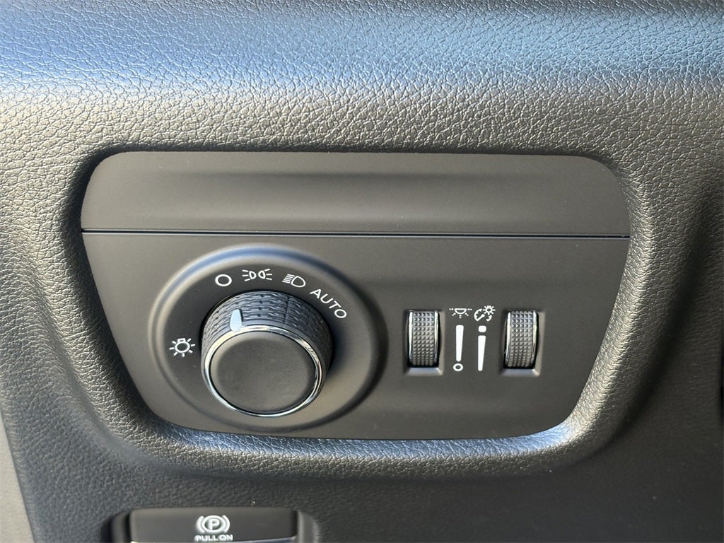 2025 Jeep Grand Cherokee GRAND CHEROKEE L ALTITUDE X 4X2