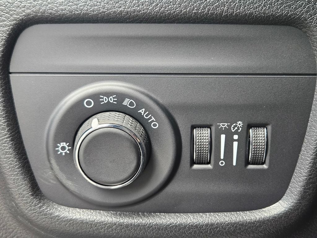 2026 Jeep Grand Cherokee GRAND CHEROKEE L LAREDO X 4X2