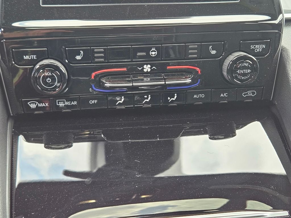 2026 Jeep Grand Cherokee GRAND CHEROKEE L LAREDO X 4X2