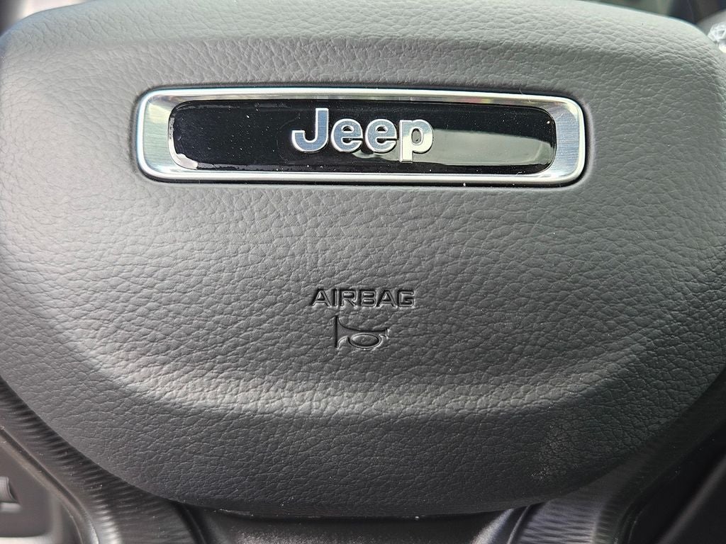 2026 Jeep Grand Cherokee GRAND CHEROKEE L LAREDO X 4X2