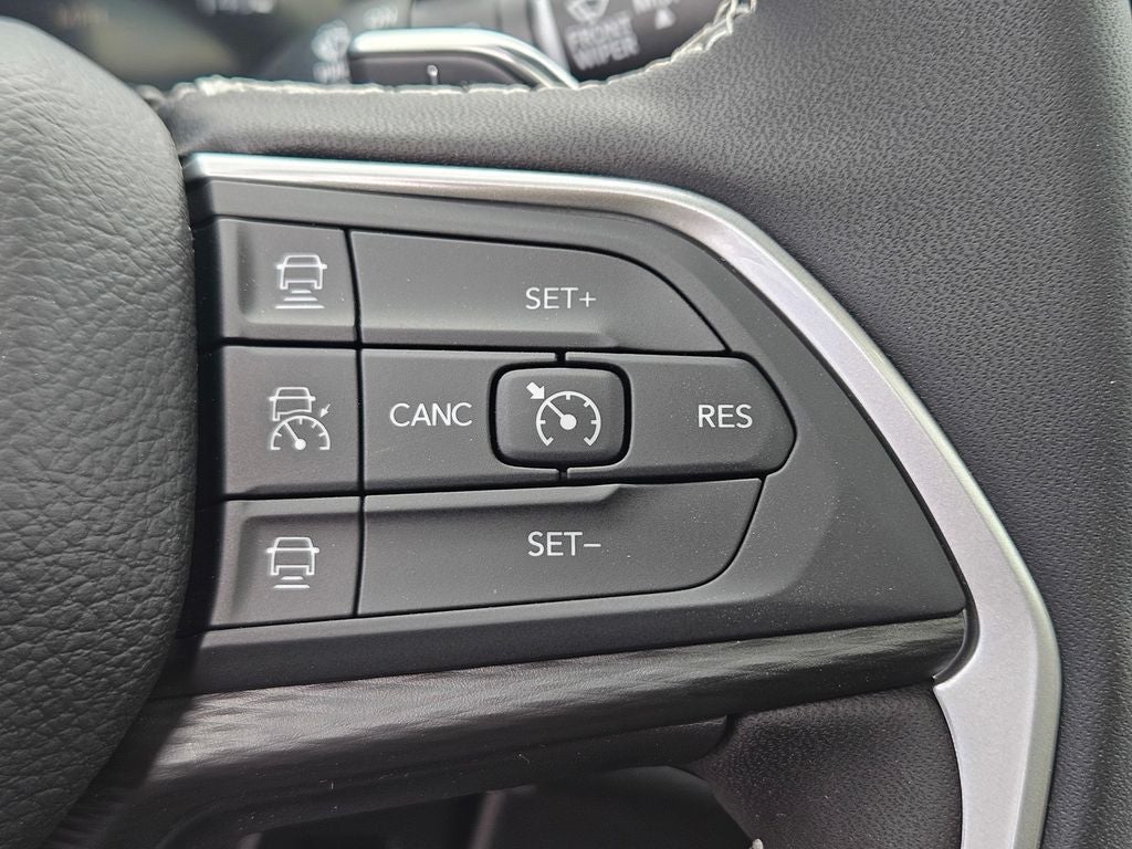 2026 Jeep Grand Cherokee GRAND CHEROKEE L LAREDO X 4X2