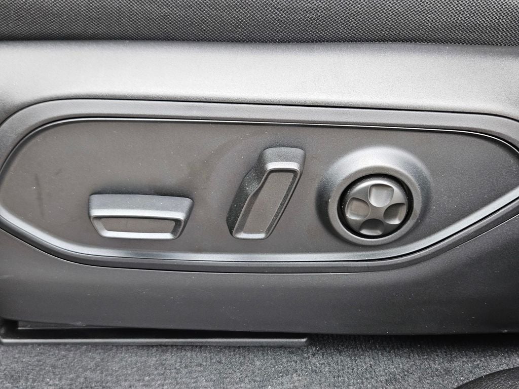 2026 Jeep Grand Cherokee GRAND CHEROKEE L LAREDO X 4X2