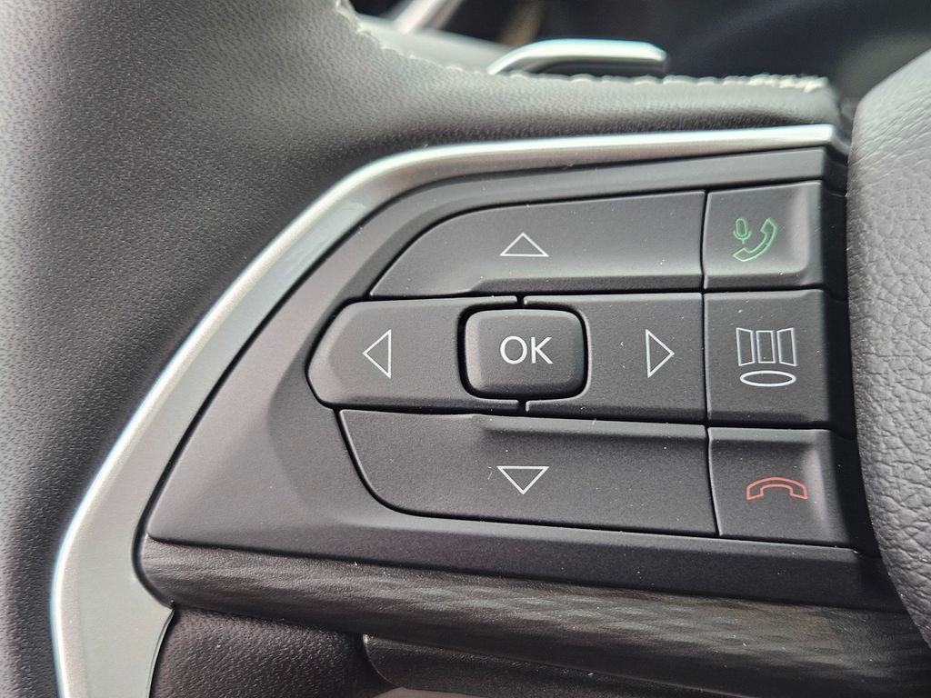 2026 Jeep Grand Cherokee GRAND CHEROKEE L LAREDO X 4X2