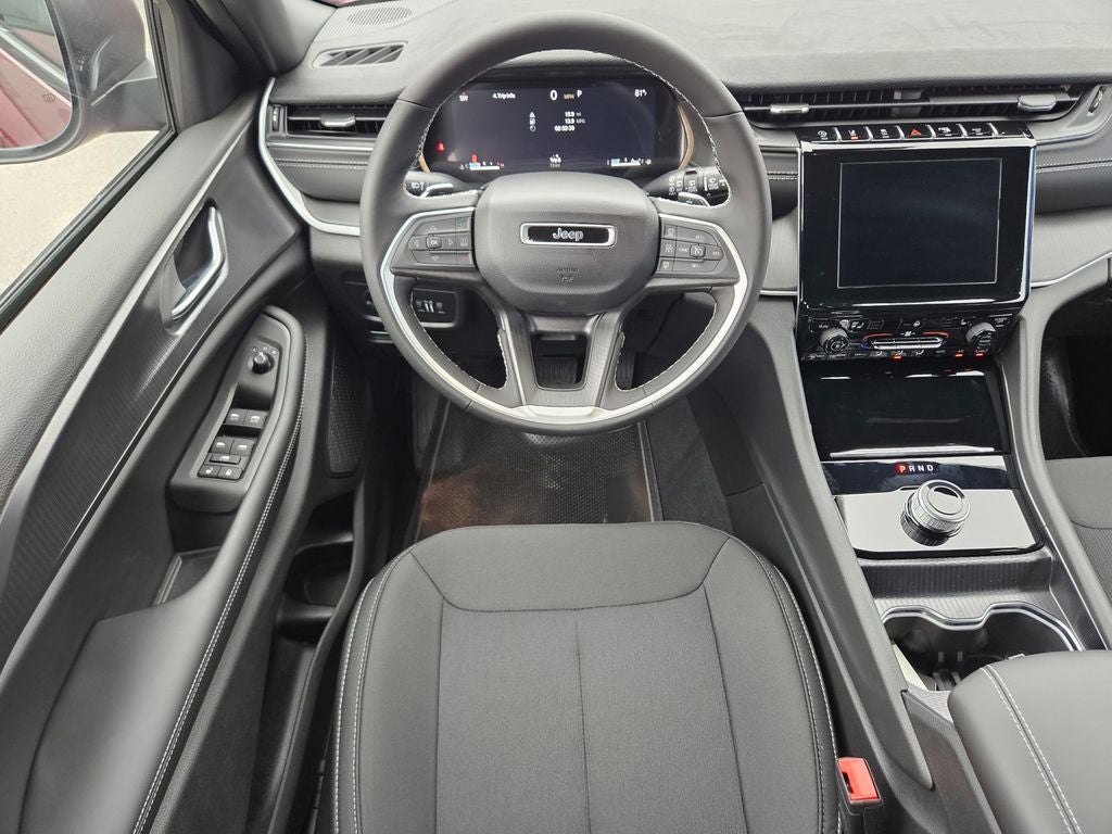 2026 Jeep Grand Cherokee GRAND CHEROKEE L LAREDO X 4X2