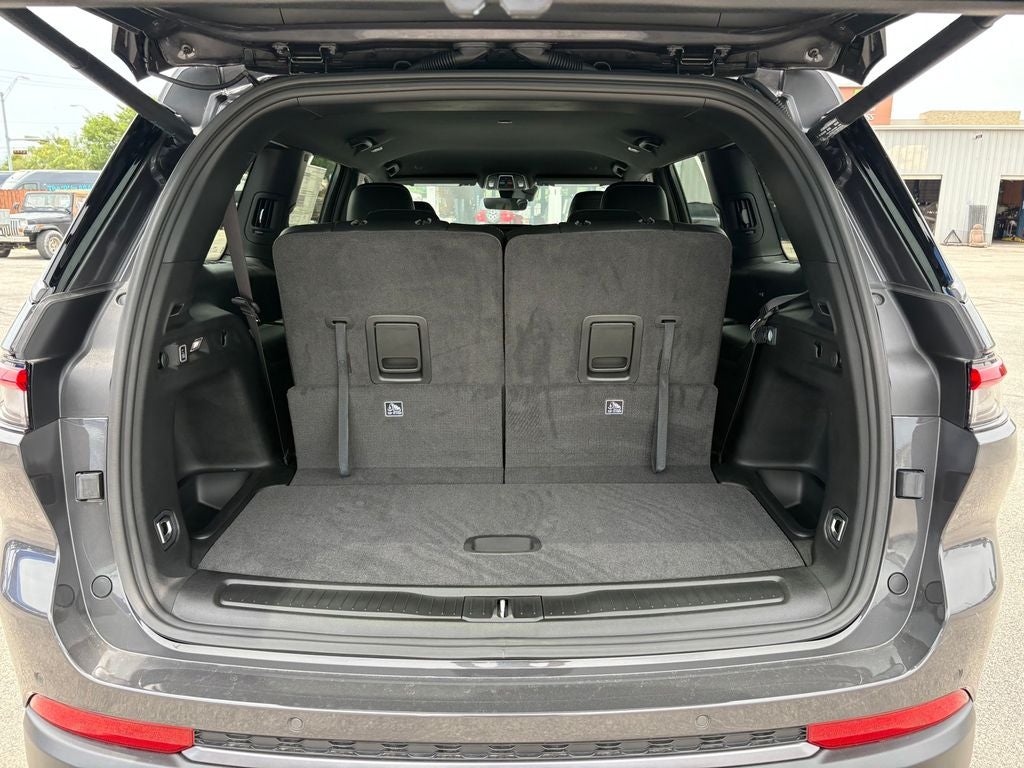 2026 Jeep Grand Cherokee GRAND CHEROKEE L LAREDO ALTITUDE 4X2
