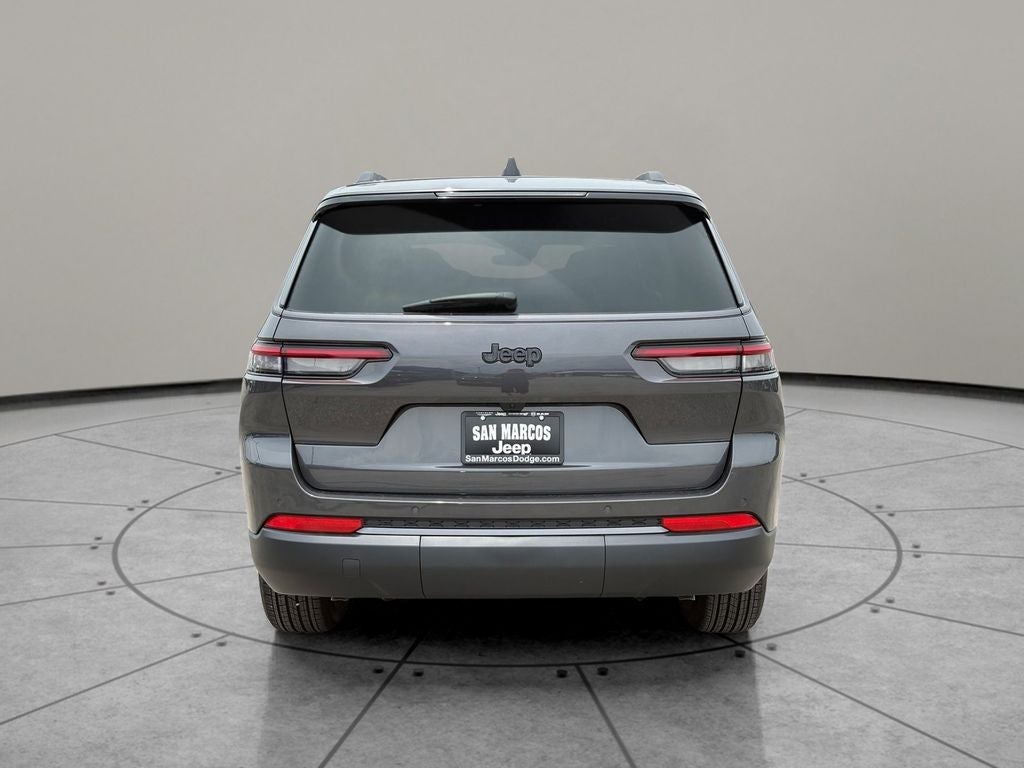 2026 Jeep Grand Cherokee GRAND CHEROKEE L LAREDO ALTITUDE 4X2