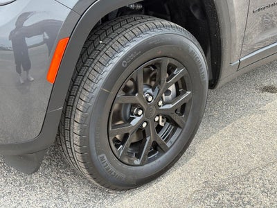 2026 Jeep Grand Cherokee GRAND CHEROKEE L LAREDO ALTITUDE 4X2
