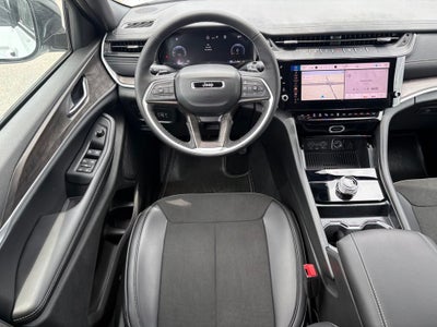 2026 Jeep Grand Cherokee GRAND CHEROKEE L LAREDO ALTITUDE 4X2