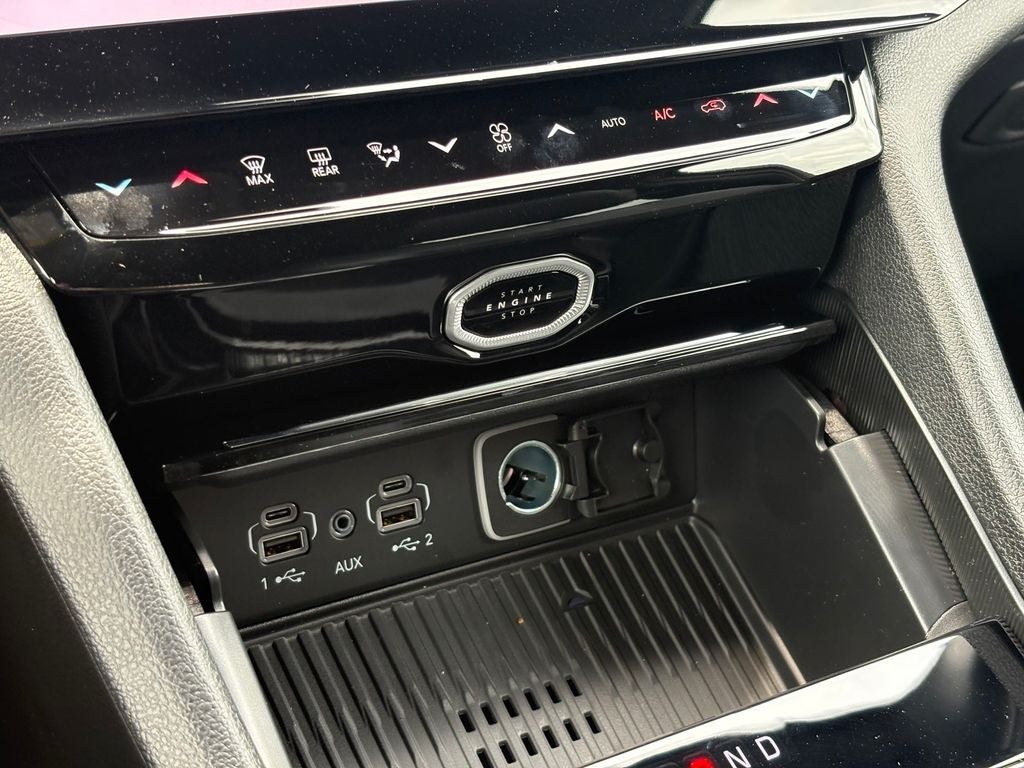 2026 Jeep Grand Cherokee GRAND CHEROKEE L LAREDO ALTITUDE 4X2
