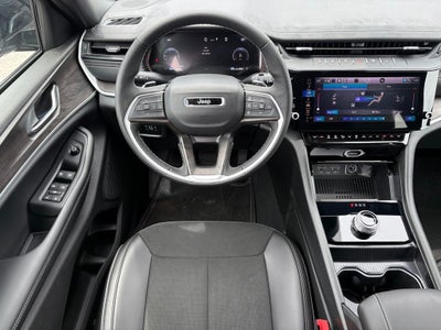 2026 Jeep Grand Cherokee GRAND CHEROKEE L LAREDO ALTITUDE 4X2